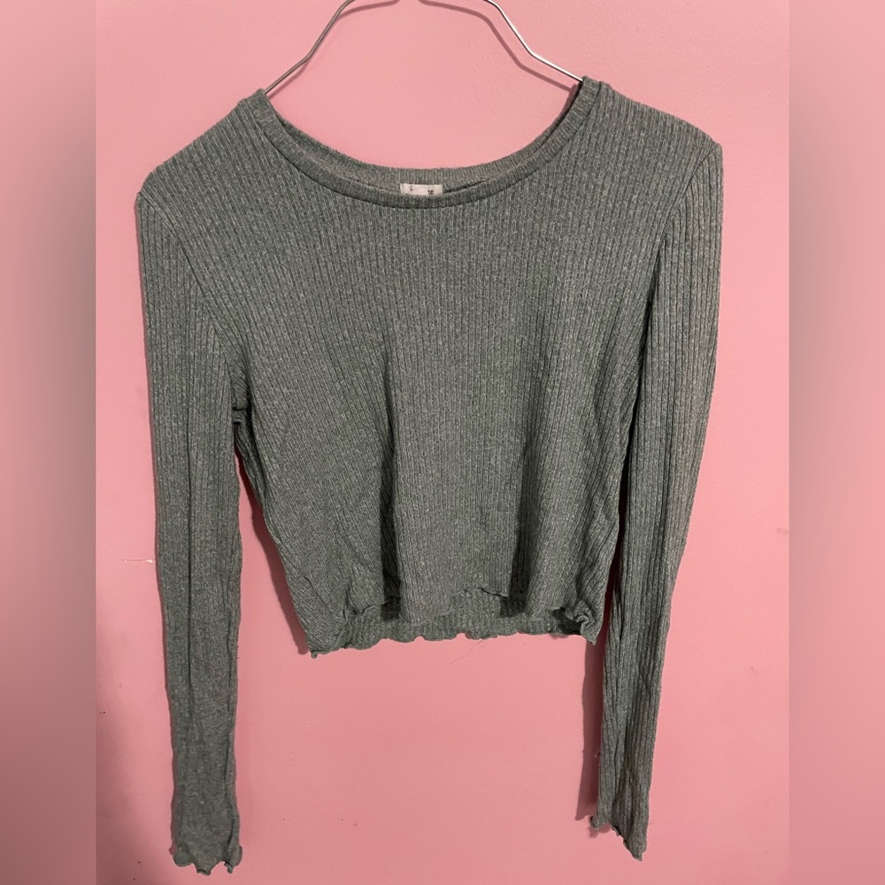 Garage Green Crew Neck Ribbed Crop Long Sleeve Size Medium Womens